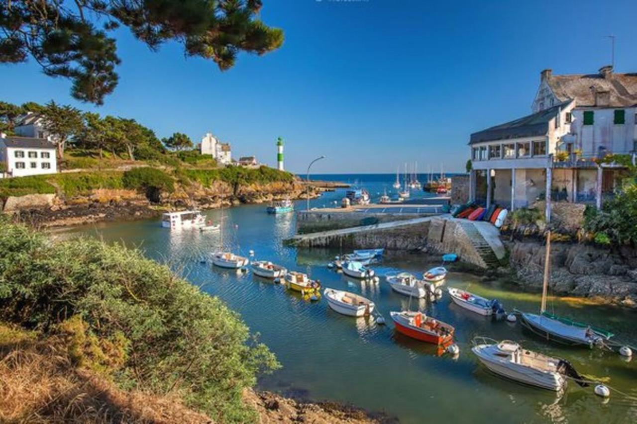 Apartment Le Clos Des Mouettes: Beachfront Haven With Wi-fi And Private Parking *