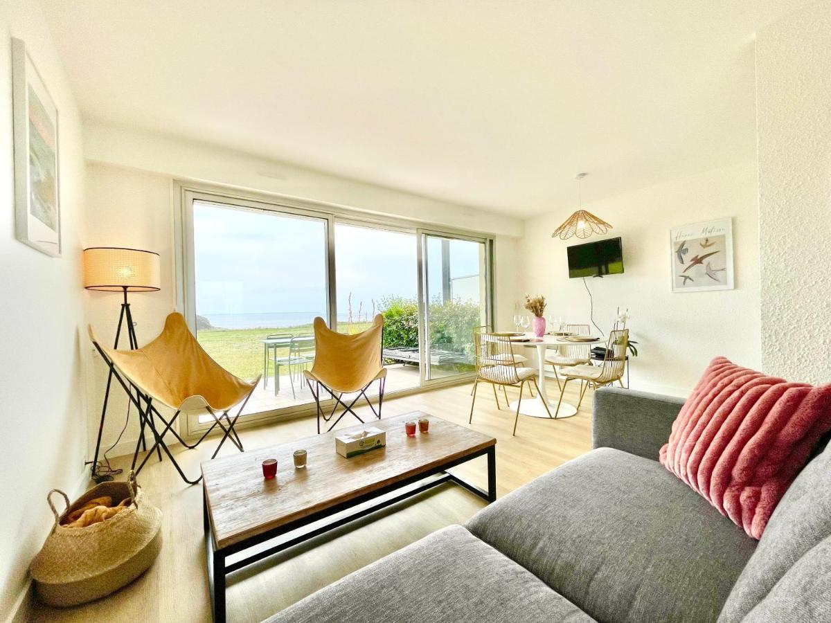 Le Clos Des Mouettes: Beachfront Haven With Wi-fi And Private Parking Clohars-Carnoet